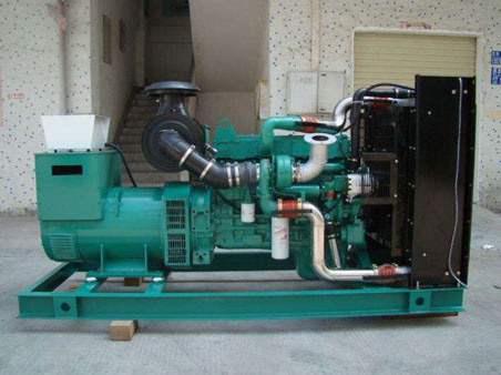 临漳1100kw康明斯柴油发电机组图片 临漳1100kw康明斯柴油发电机组图片