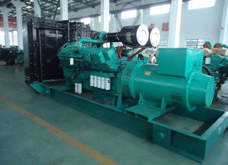临漳800kw康明斯柴油发电机组图片 临漳800kw康明斯柴油发电机组图片